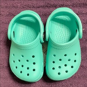 CROCS Toddler Mint Green/Aqua Clogs